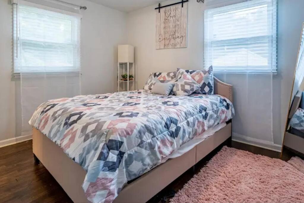 Great City Home In A Great Location Атланта Екстериор снимка