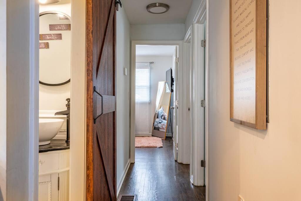 Great City Home In A Great Location Атланта Екстериор снимка